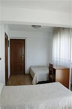 Guest house Liste Station